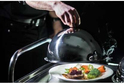 Dinner in the dark with exquisite dishes and wine for two