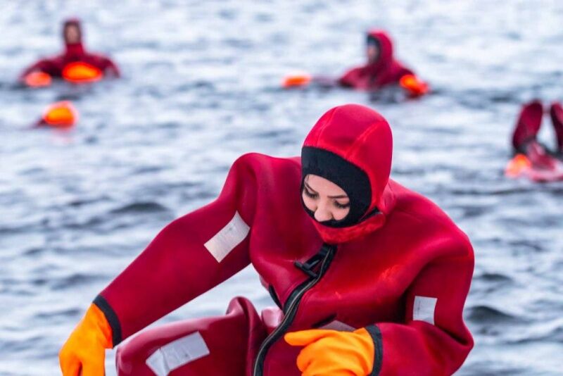 Dry suit floating for two on Imatra