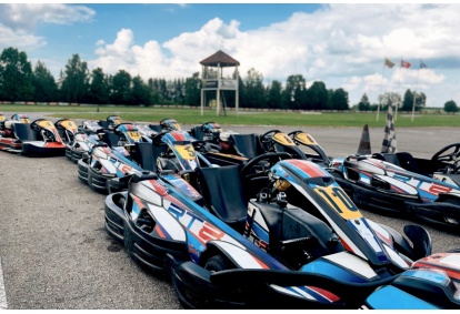 Kart driving in Smalininkai kart track