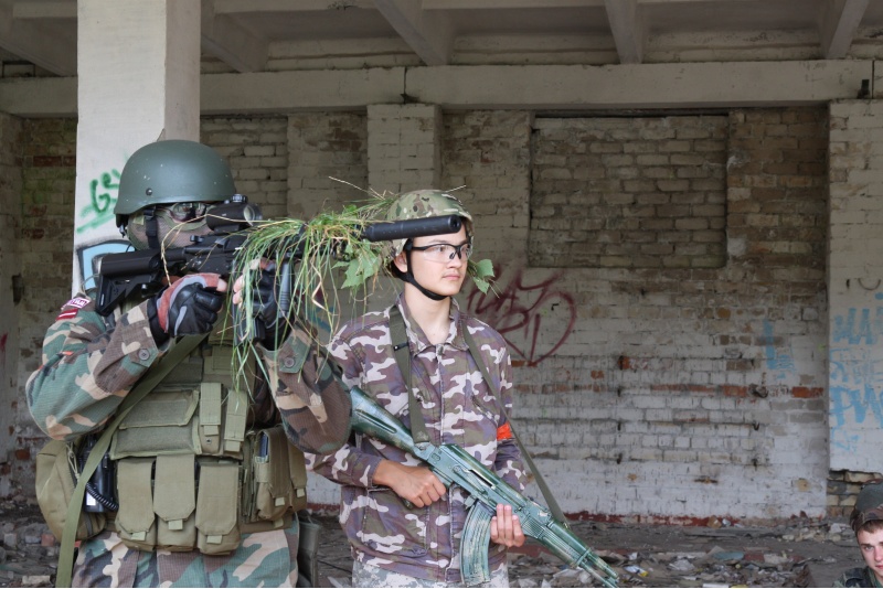Airsoft game for 1 person