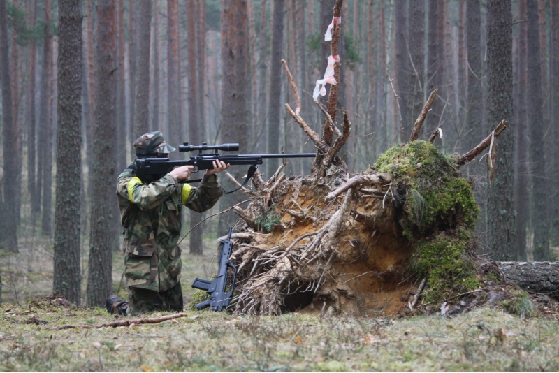 Airsoft game for 4 persons