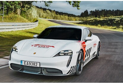 Drive the sporty Porsche Taycan Turbo S on the Nemunas Ring circuit