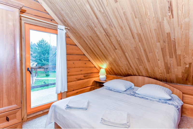 Overnight stay for two in a log cabin "Aerodream" in Trakai