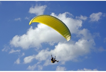 Sightseeing paragliding with an instructor in Kretinga