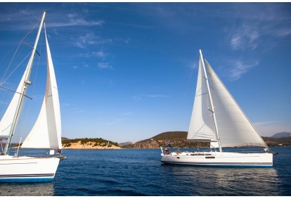 Exploratory sailing on yacht in the Kuršių lagoon (3 hrs)