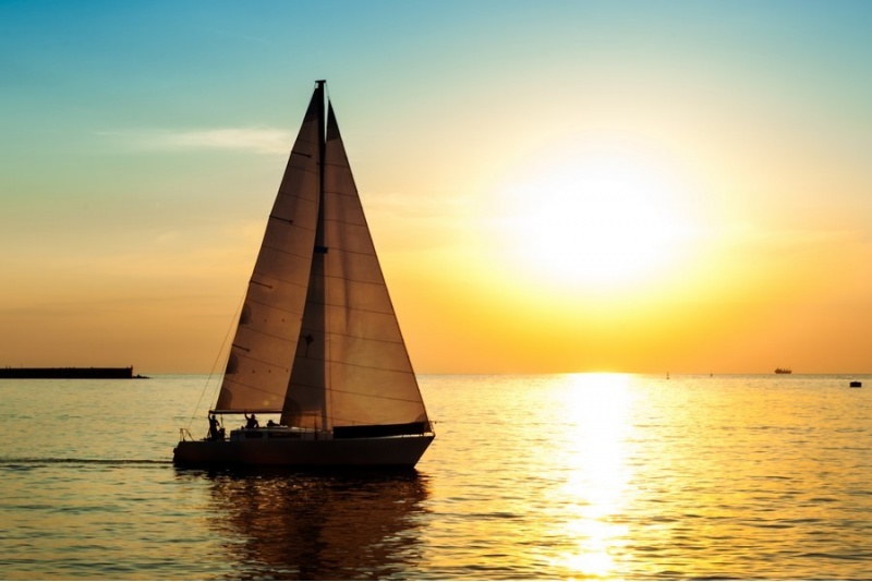 Exploratory sailing on yacht in the Kuršių lagoon (2 persons)