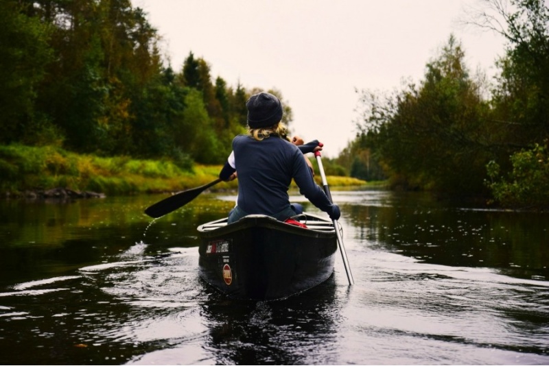 Sailing with canoe or kayak