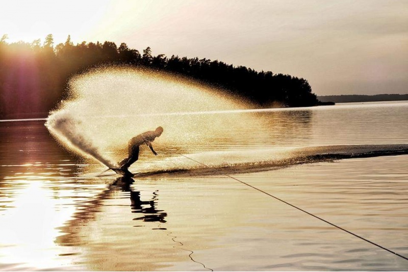 Wakeboarding - entertainment on speedboat in Kaunas