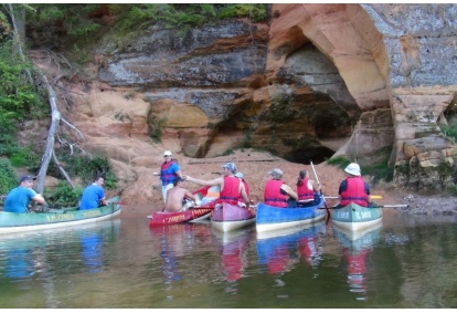 Exciting Koopasafari canoe trip on the Salatsi river